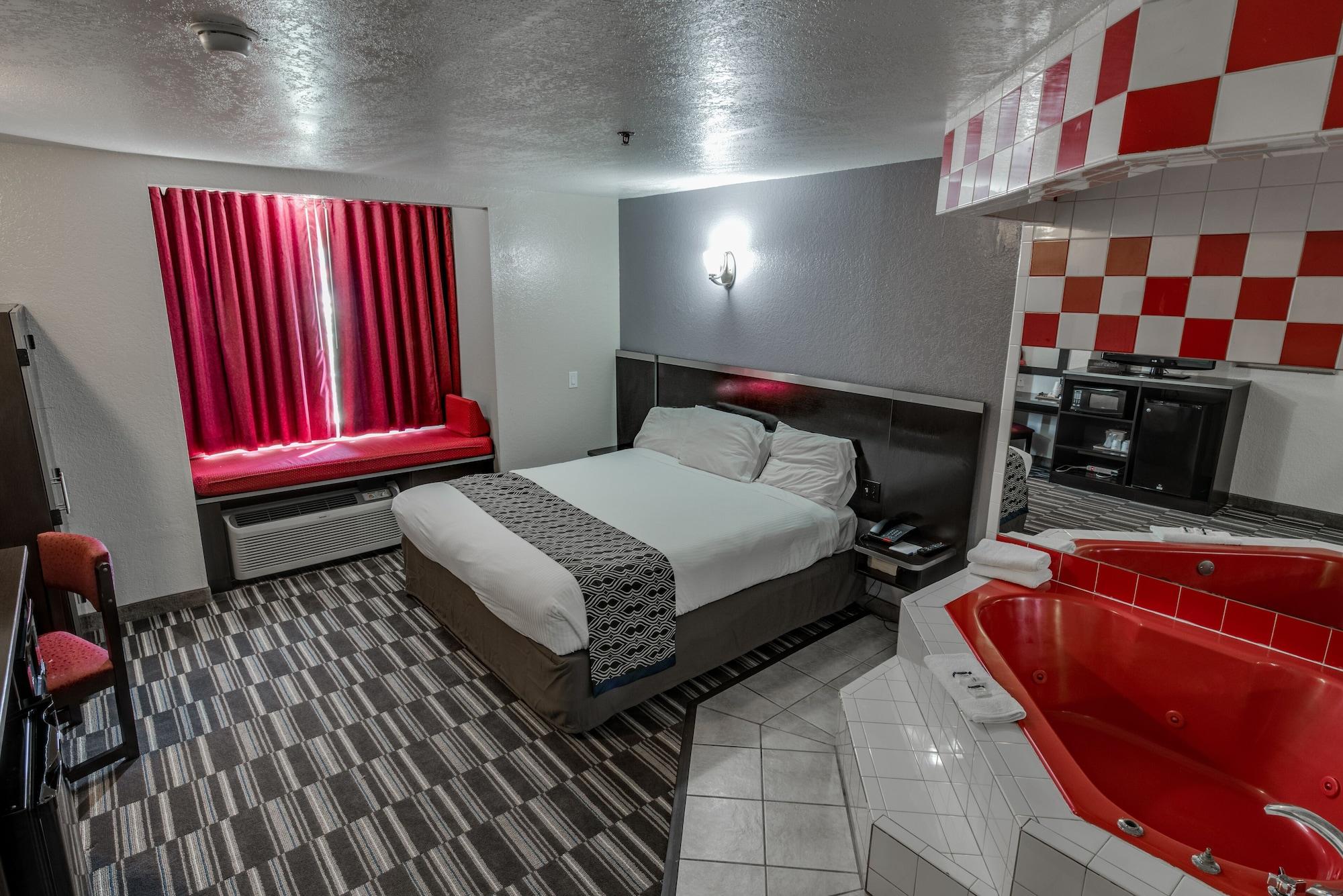 Microtel & By Wyndham Oklahoma Airport Bethany
