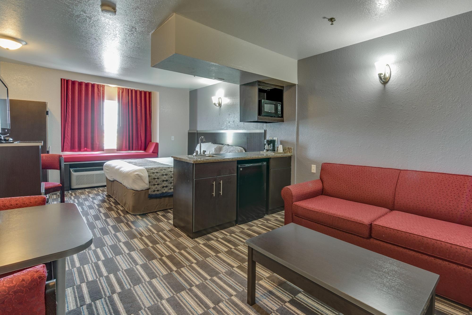 Microtel & By Wyndham Oklahoma Airport