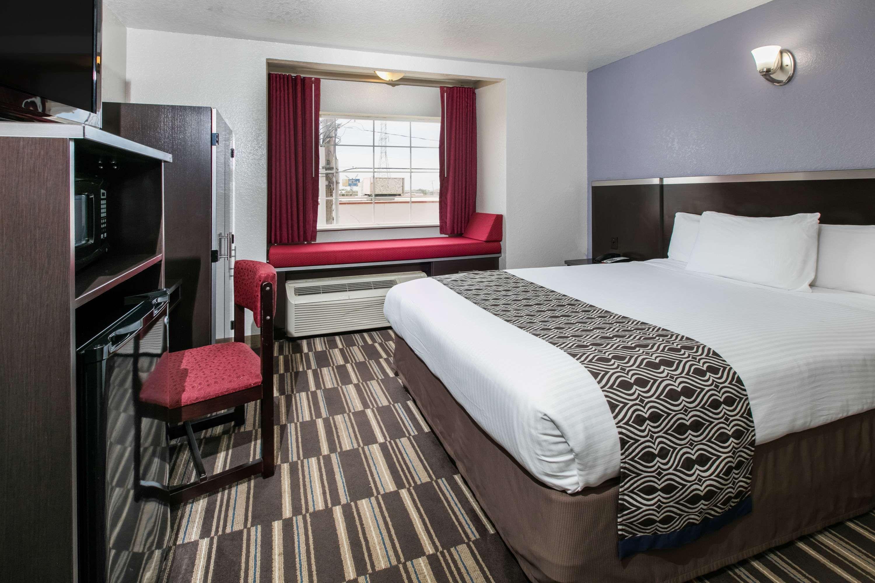 Microtel & By Wyndham Oklahoma Airport 2* Bethany